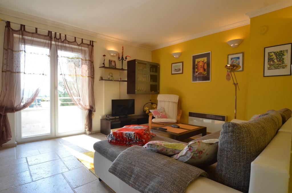Apartment Kare Rovinj Bagian luar foto